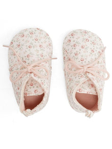 Lace up shoes with rose print
