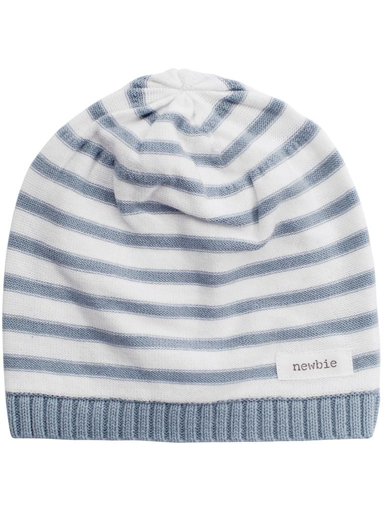 Baby hat with stripes