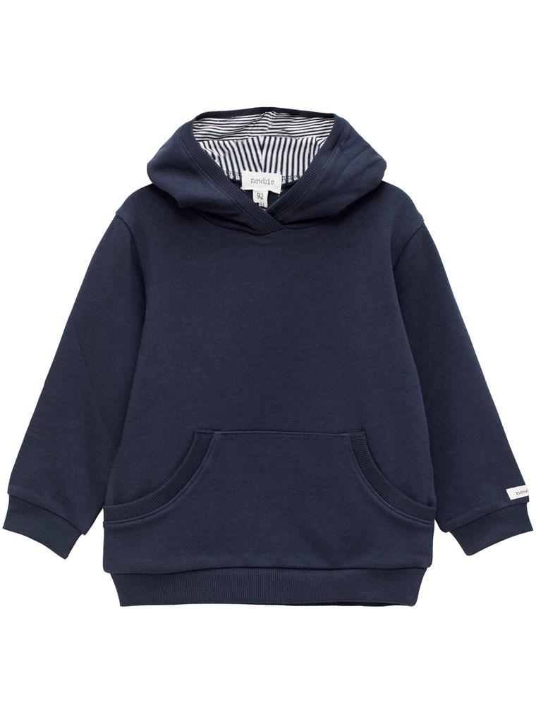 Hoody with front pocket