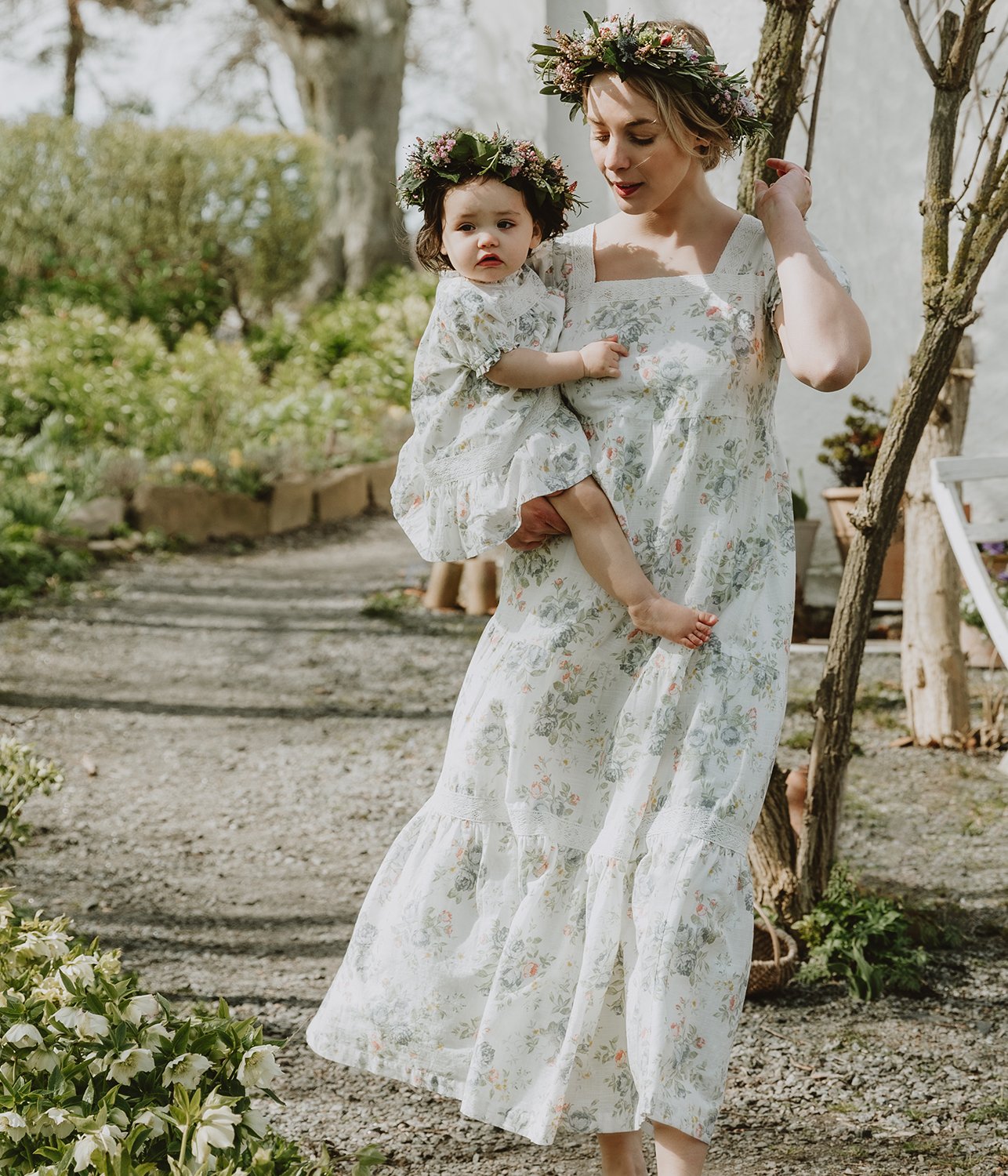 Womens white floral print dress with frills