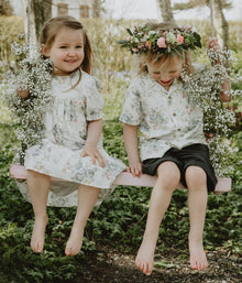 Kids white floral print dress with frills